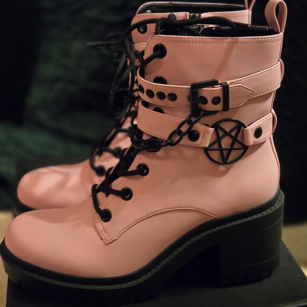 Women's BlackCraft Cult Pink Lilith Boots - Size 9.5